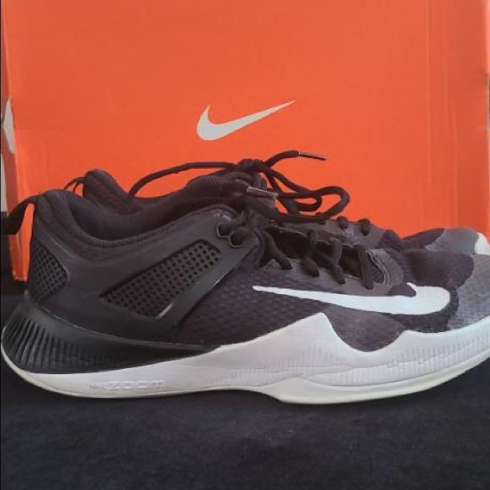 womens nike zoom volleyball shoes